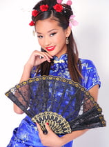 Alina Li